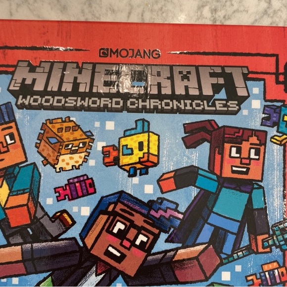 Minecraft Woodsword Chronicles books 3 & 5 - Picture 6 of 8